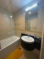 Marina Marvel Room Elite Residences