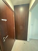 Marina Marvel Room Elite Residences