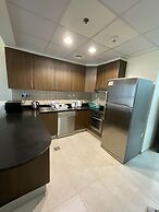 Marina Marvel Room Elite Residences