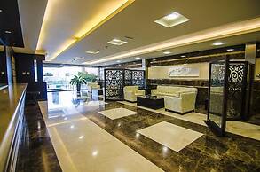 Marina Marvel Room Elite Residences