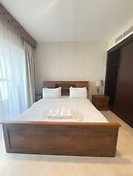 Marina Marvel Room Elite Residences