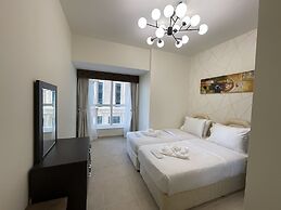 Marina Marvel Room Elite Residences
