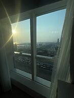 Marina Marvel Room Elite Residences
