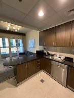 Marina Marvel Room Elite Residences