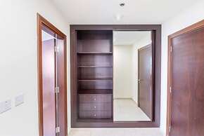 Marina Marvel Room Elite Residences