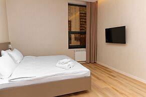 Aston Hotel