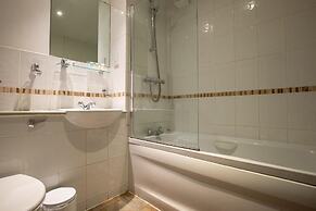 Woodthorpe Hotel