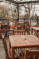 Woodthorpe Hotel