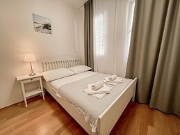 Pinia apartments
