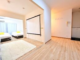 Grand Colbert NANBA 301, 303, 404, 602