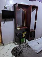 Madola Hotel