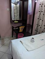 Madola Hotel