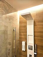 Astoria Supreme - Modern Boutique Suites