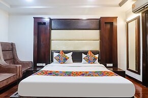 FabHotel Rayplus