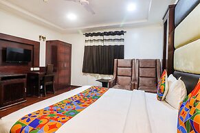 FabHotel Rayplus