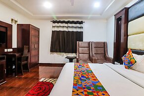 FabHotel Rayplus