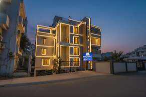 Fabhotel Majestic Luxurious