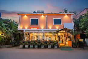 Fabexpress Shanel Beachside Resort