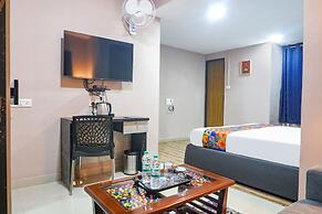 Fabhotel Grey Inn