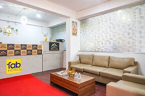 Fabhotel Grey Inn