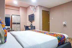 Fabhotel Grey Inn