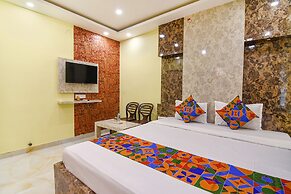 Fabhotel Divine Chariot