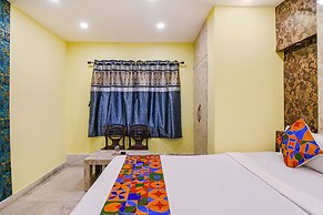 Fabhotel Divine Chariot