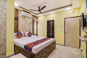 Fabhotel Divine Chariot