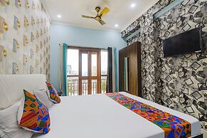 Fabhotel Raj Niwas
