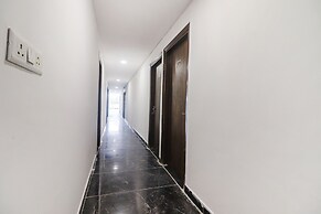 FabHotel Roadway Inn