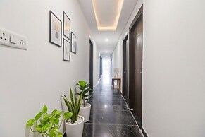 FabHotel Roadway Inn