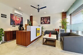Fabhotel Pravaasam Residency