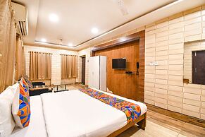 FabHotel Golden Suites
