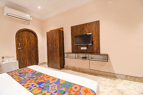 FabHotel Golden Suites
