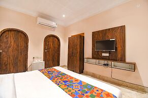 FabHotel Golden Suites