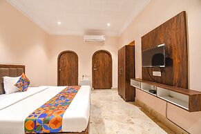 FabHotel Golden Suites
