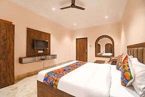 FabHotel Golden Suites