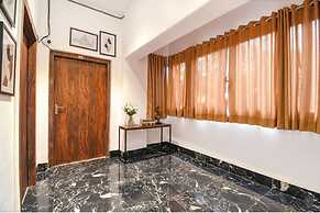 FabHotel Golden Suites
