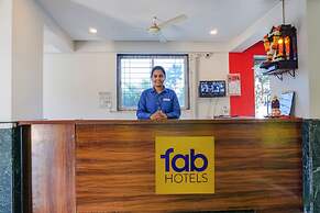 Fabhotel Gokul Lodge