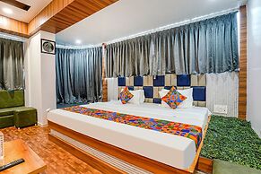 Fabhotel Max