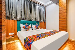 Fabhotel Max