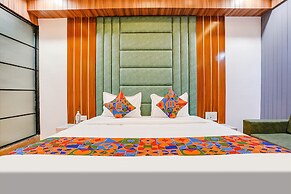 Fabhotel Max