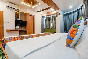 Fabhotel Max