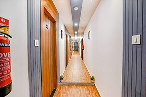 Fabhotel Max