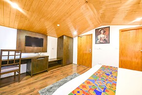 Fabhotel The Weekend Vibes
