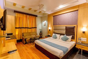 Fabhotel Prime Aroma Residency