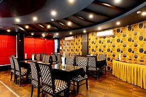 Fabhotel Prime Aroma Residency
