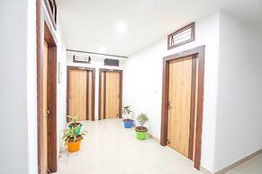 FabHotel Vairagi Inn