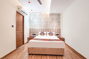 Fabhotel The Comfort Inn