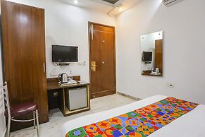Fabhotel East Patel Nagar